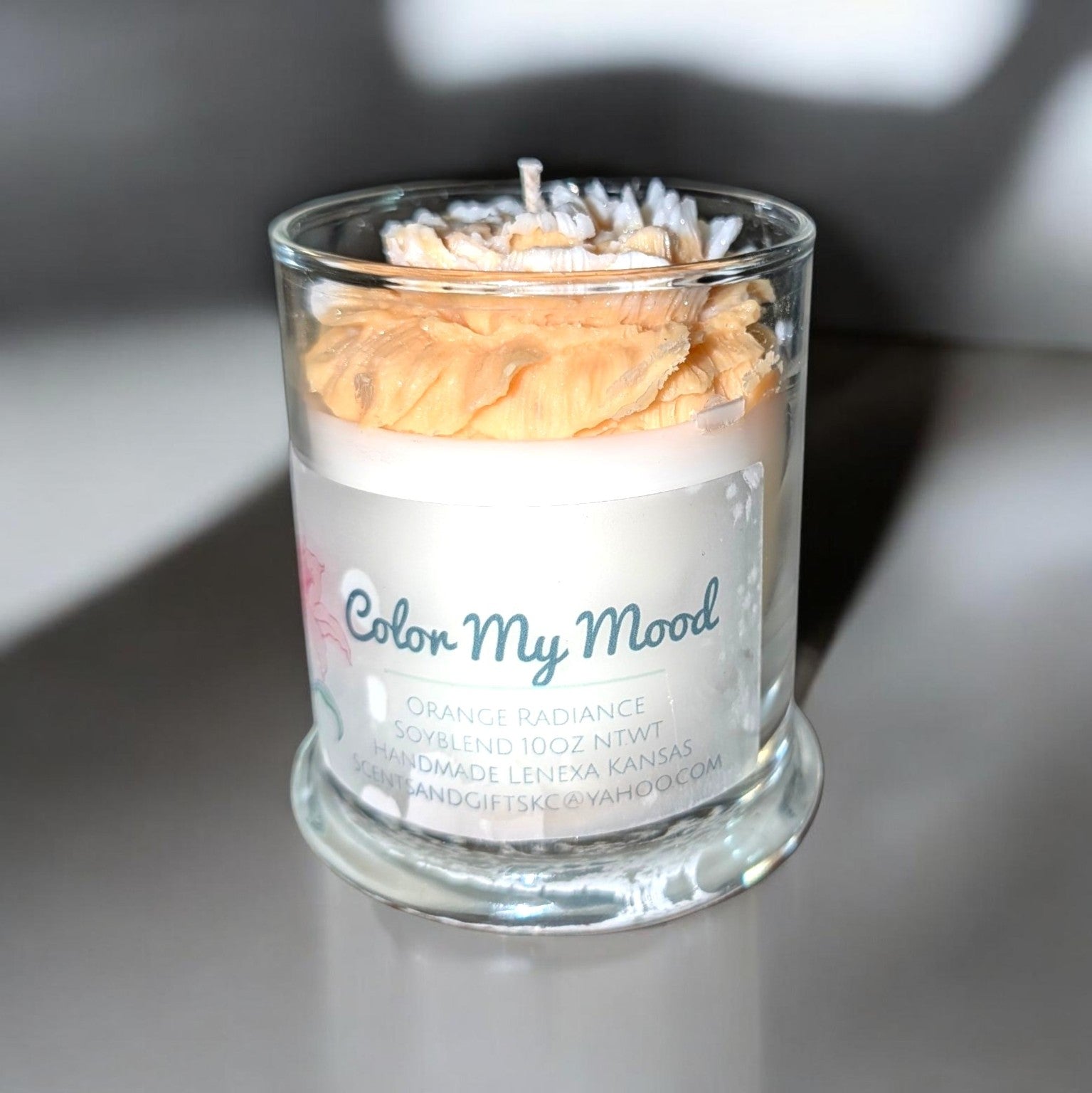 Color My Mood Orange Radiance candle
